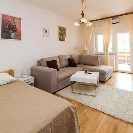 In 39070 Crikvenica