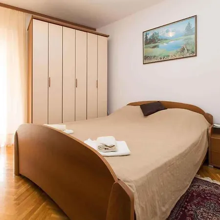 In 39070 Apartment